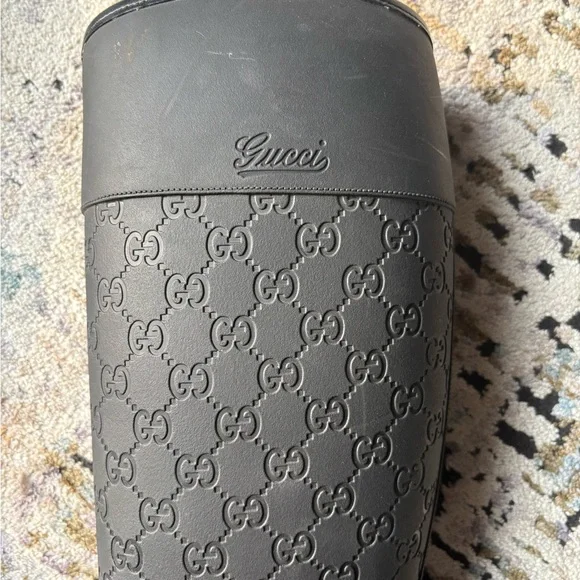 Gucci Black Rubber Guccisma Wellington Boot, Embossed Monogram, Insulated Inside - Picture 2 of 16